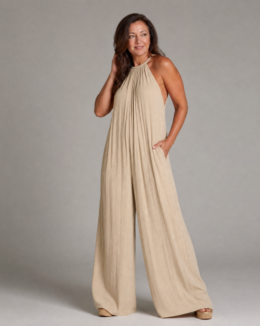 Silvia | Tuta a Gamba Larga Relaxed Plissettata con Collo all&