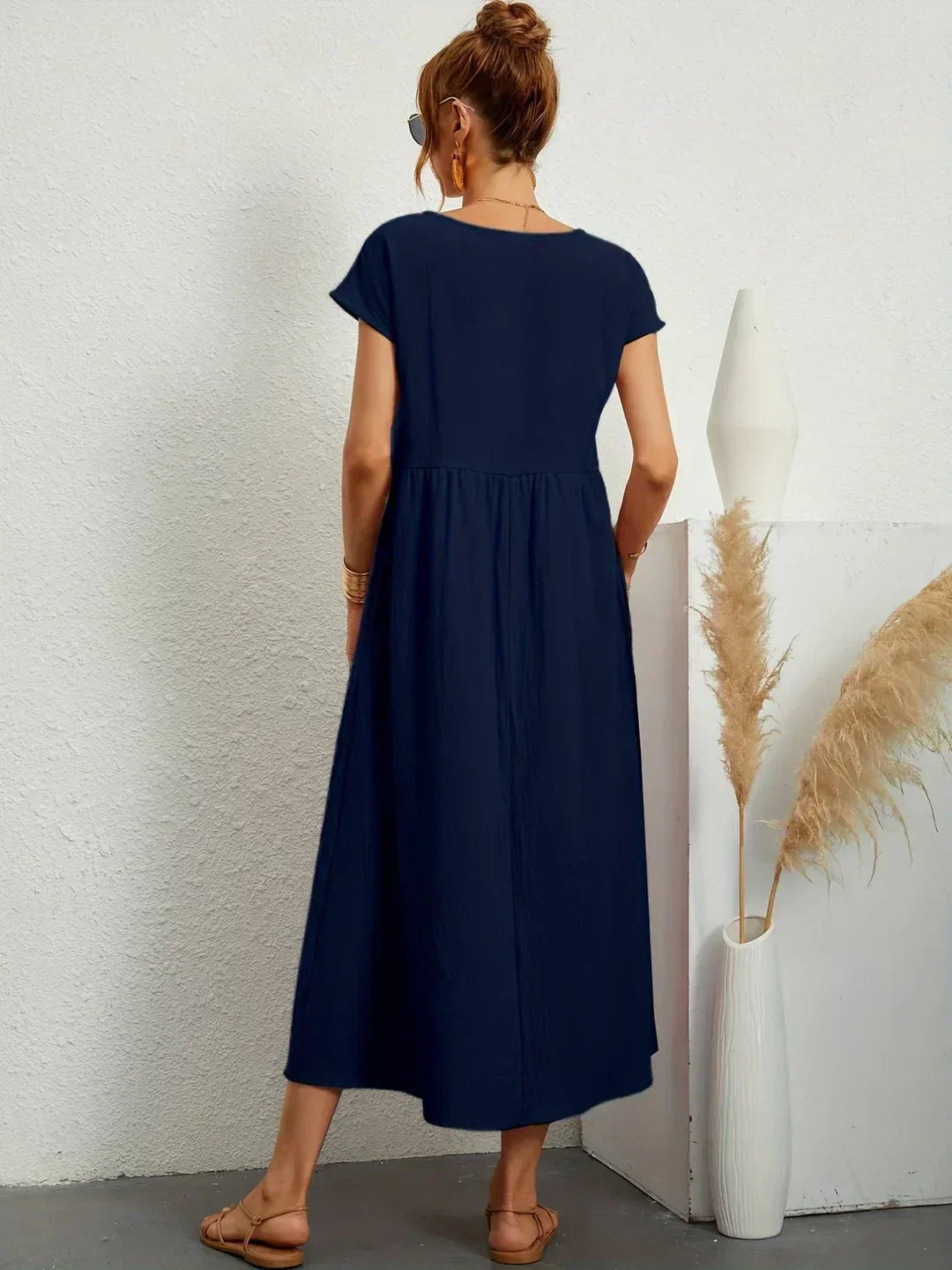 Gabrielle™ — Abito midi fluido con eleganza senza tempo